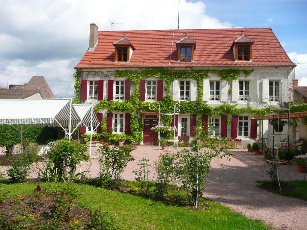 Chambres D'Hotes Et Roulotte Au Bonheur Du Parc Le Breuil  Exterior photo
